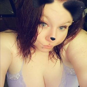 Meet your Posher, Kalie